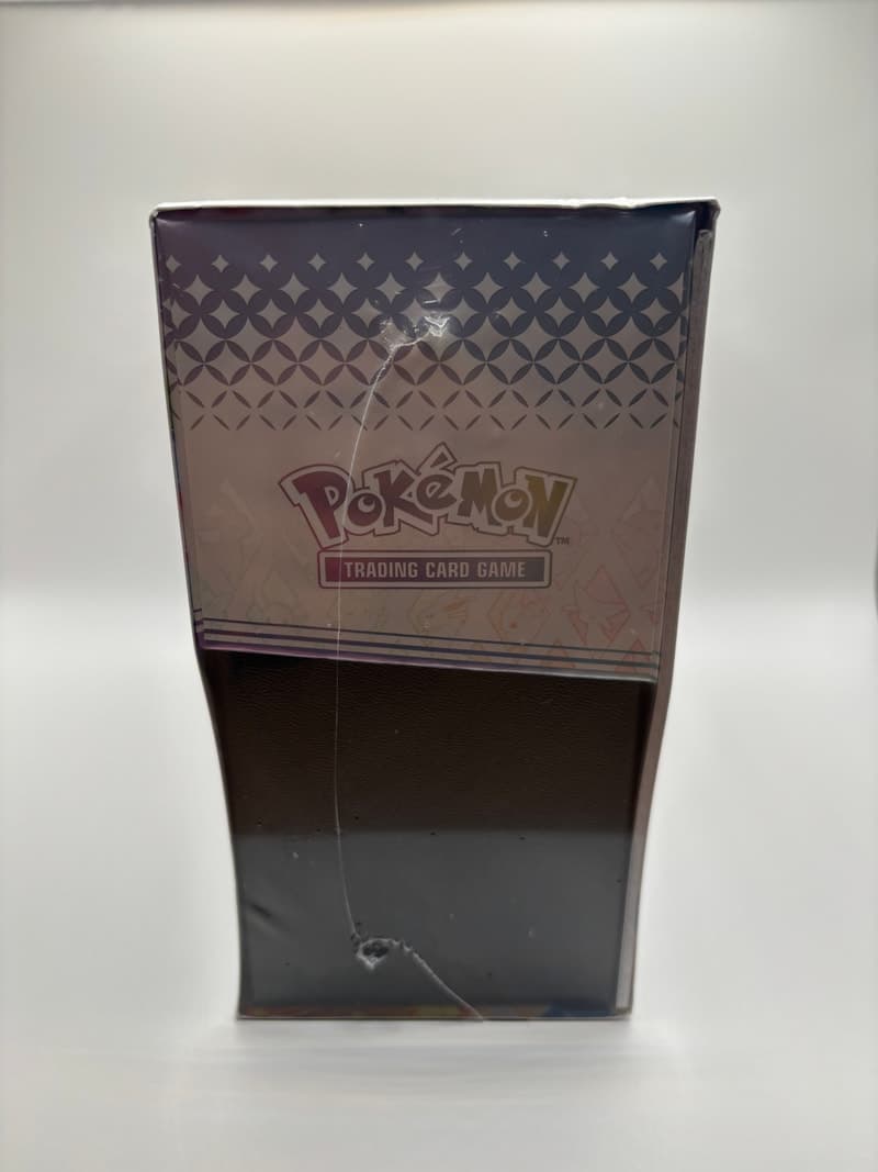 Prismatic Evolutions Elite Trainer Box view 4